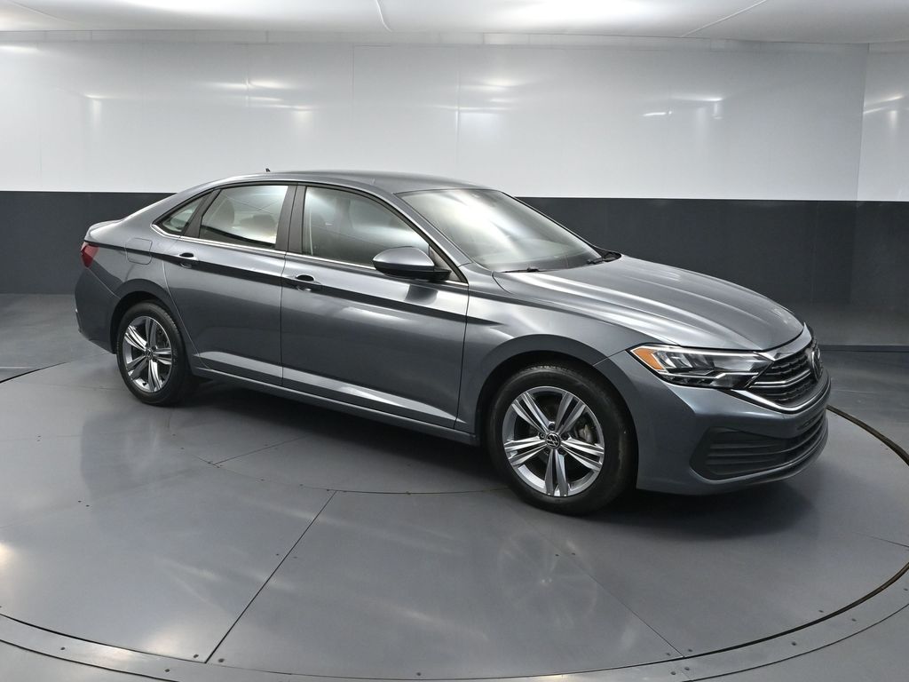 Platinum Gray Metallic 2024 Volkswagen Jetta Sedan Front-Wheel Drive 8-Speed Automatic