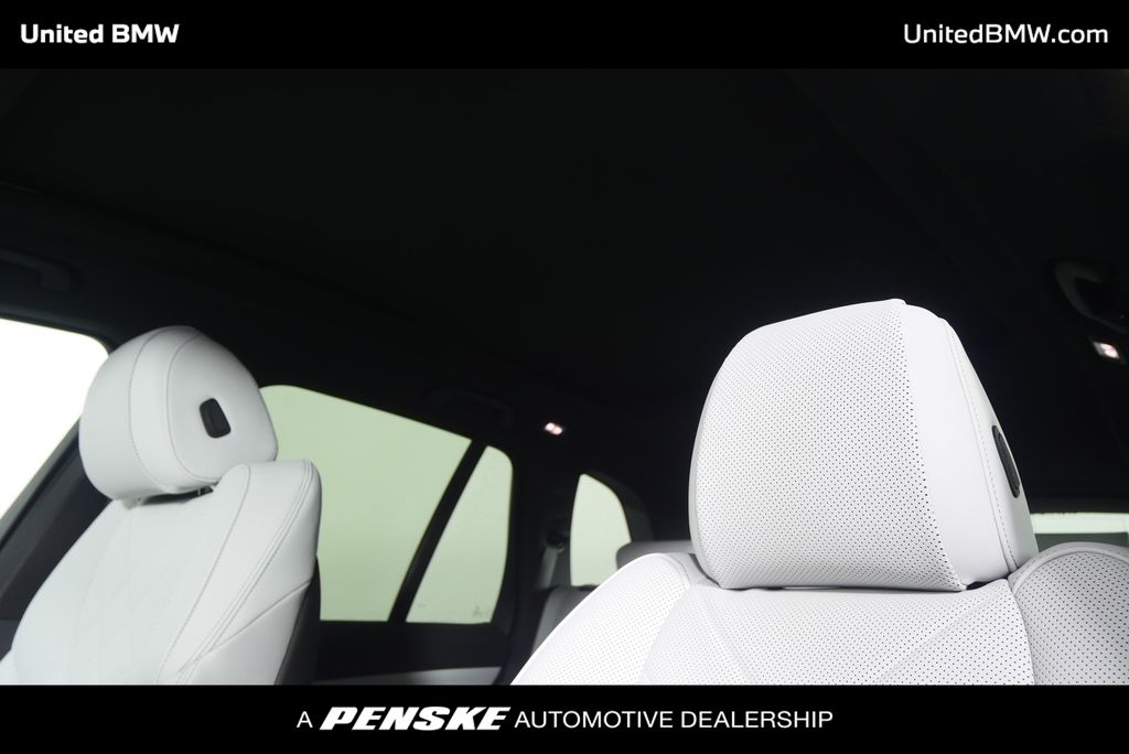 Thumbnail: 2026 BMW X5 - 11