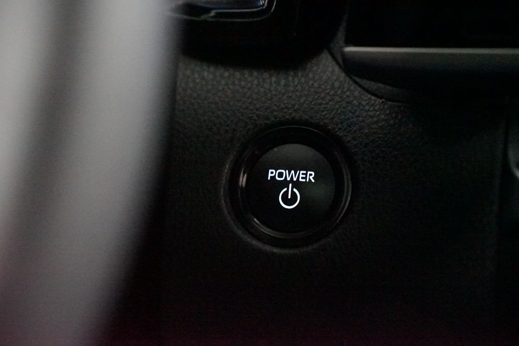 Thumbnail: 2025 Toyota Camry - 24