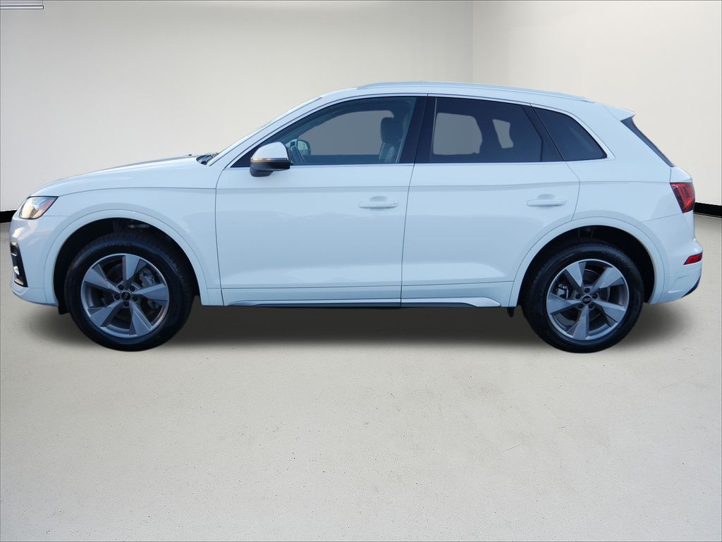 Thumbnail: 2023 Audi Q5 - 2