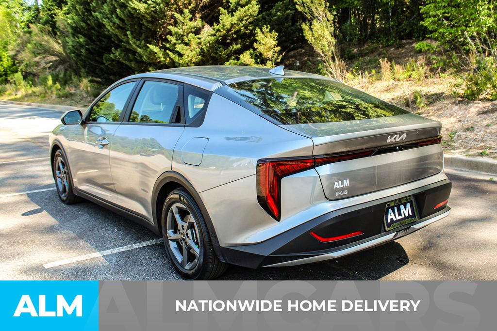 Used 2025 Gray Kia LXS image 4
