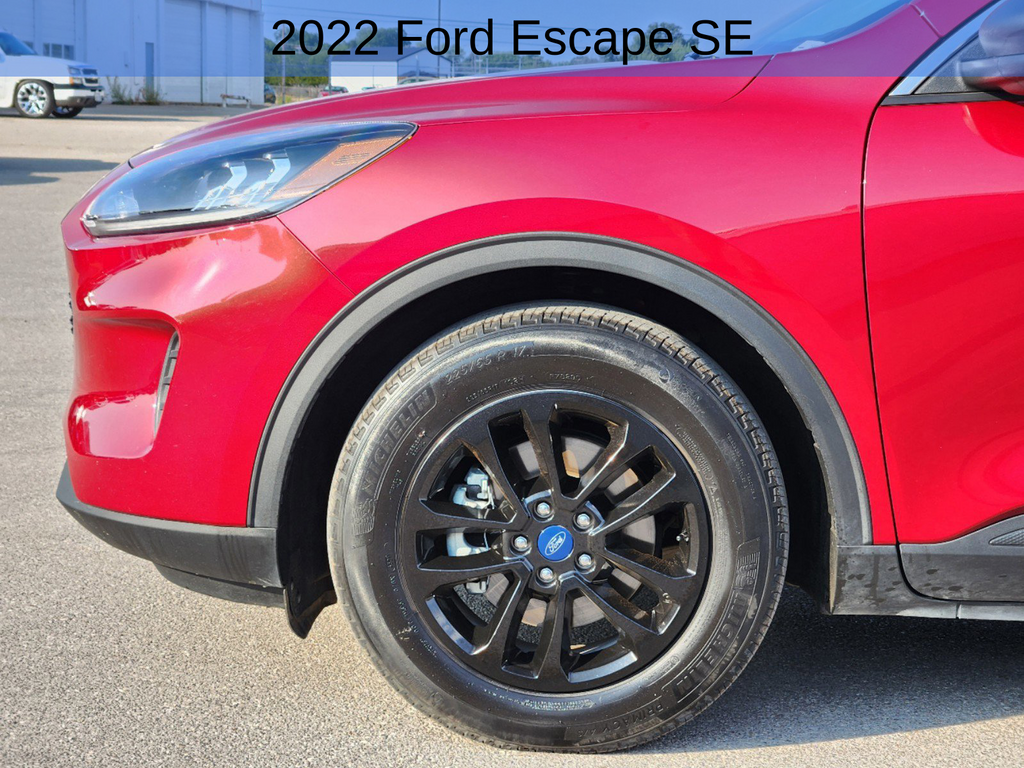 2022 Ford Escape SE 8