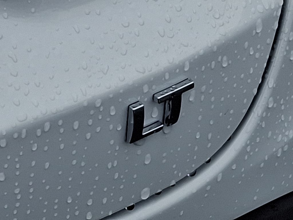 2025 Chevrolet Trax LT 12