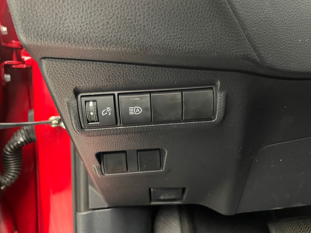 Thumbnail: 2023 Toyota Corolla Cross - 19