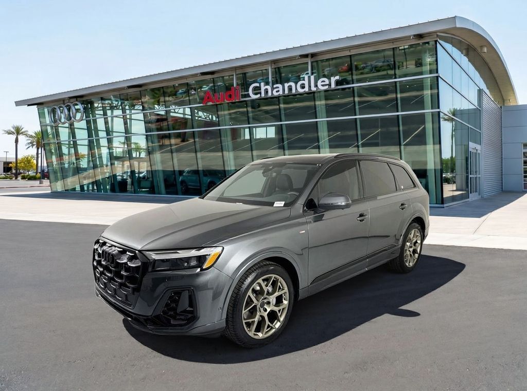 Thumbnail: 2026 Audi Q7 - 1