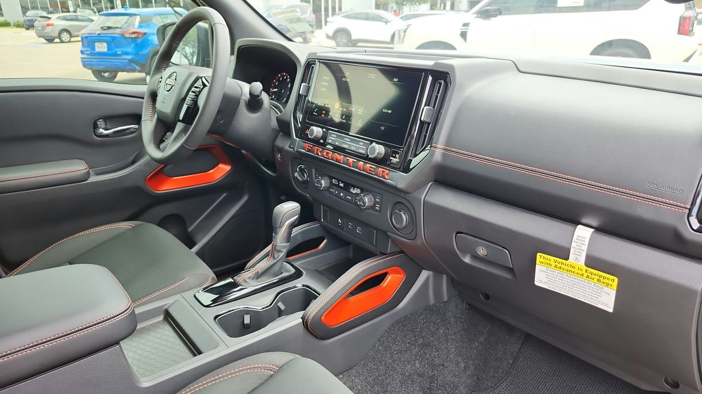 2025 Nissan Frontier