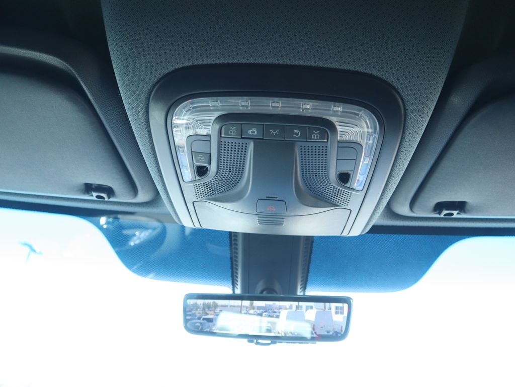 Thumbnail: 2026 Mercedes-Benz Sprinter - 17