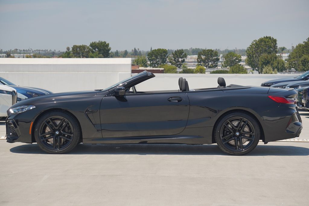 Thumbnail: 2025 BMW M8 - 6