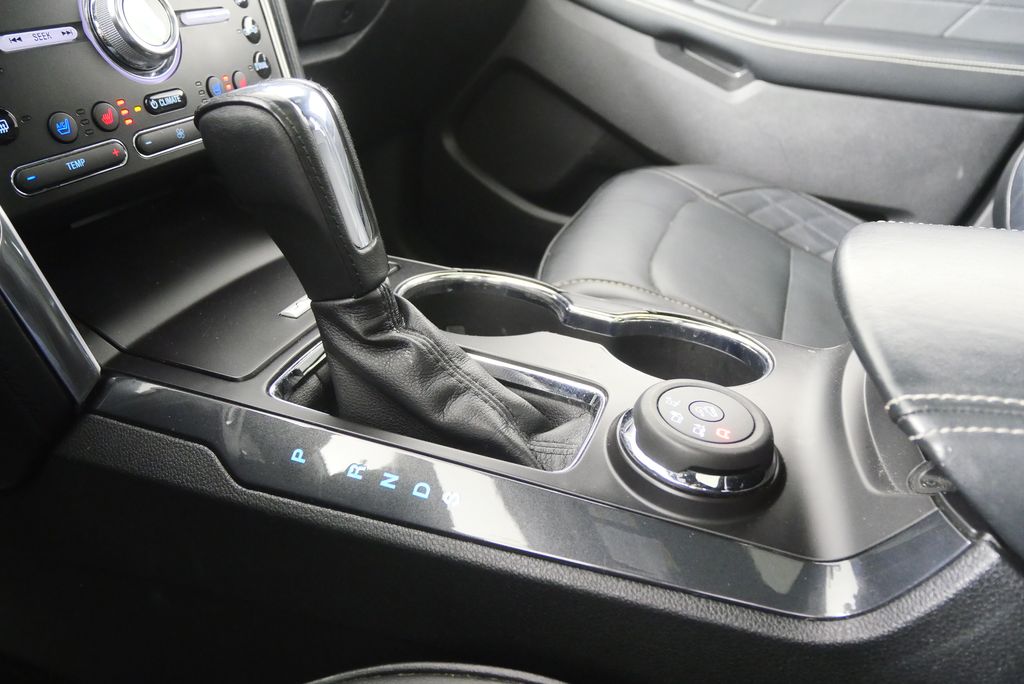 Thumbnail: 2017 Ford Explorer - 26