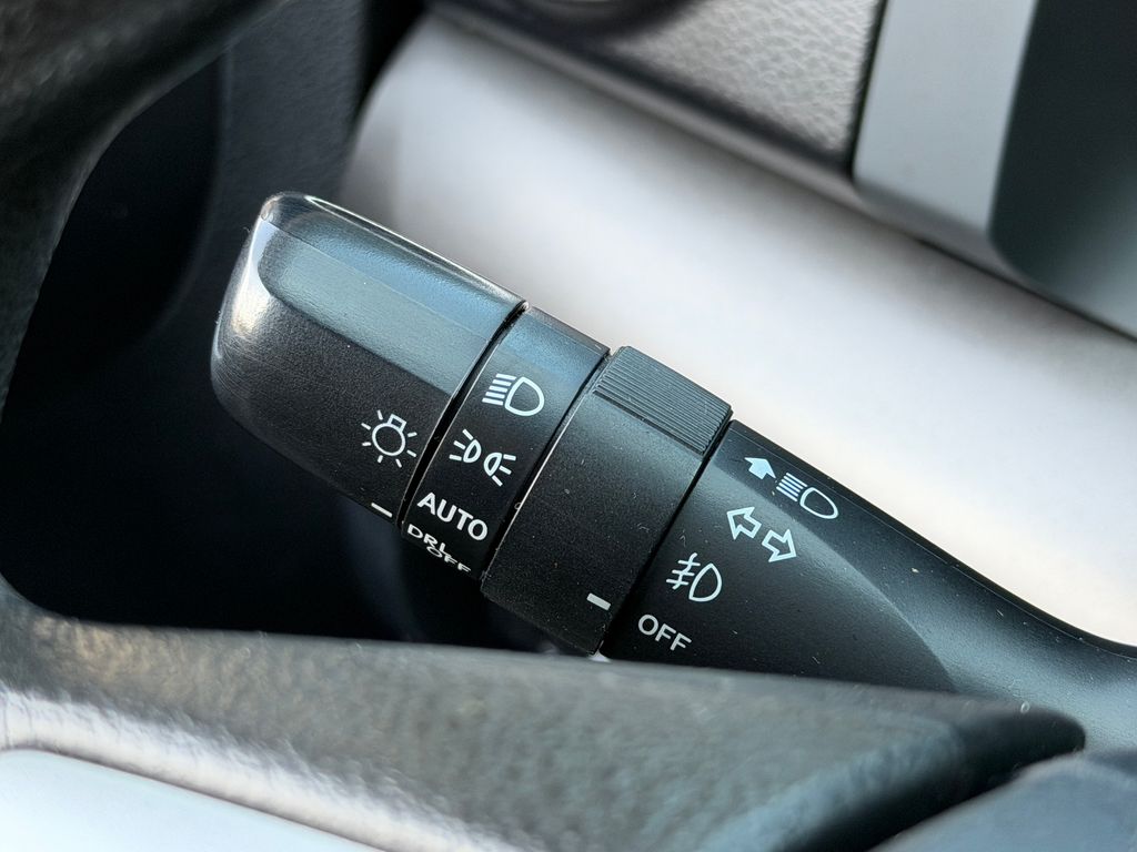 Thumbnail: 2019 Toyota Tundra - 25