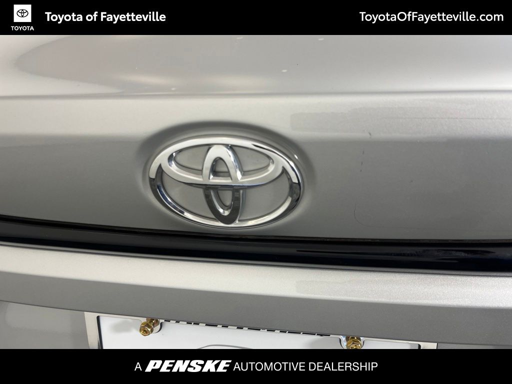 Thumbnail: 2023 Toyota Corolla - 17