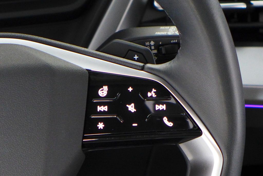 Thumbnail: 2023 Audi Q4 e-tron - 29