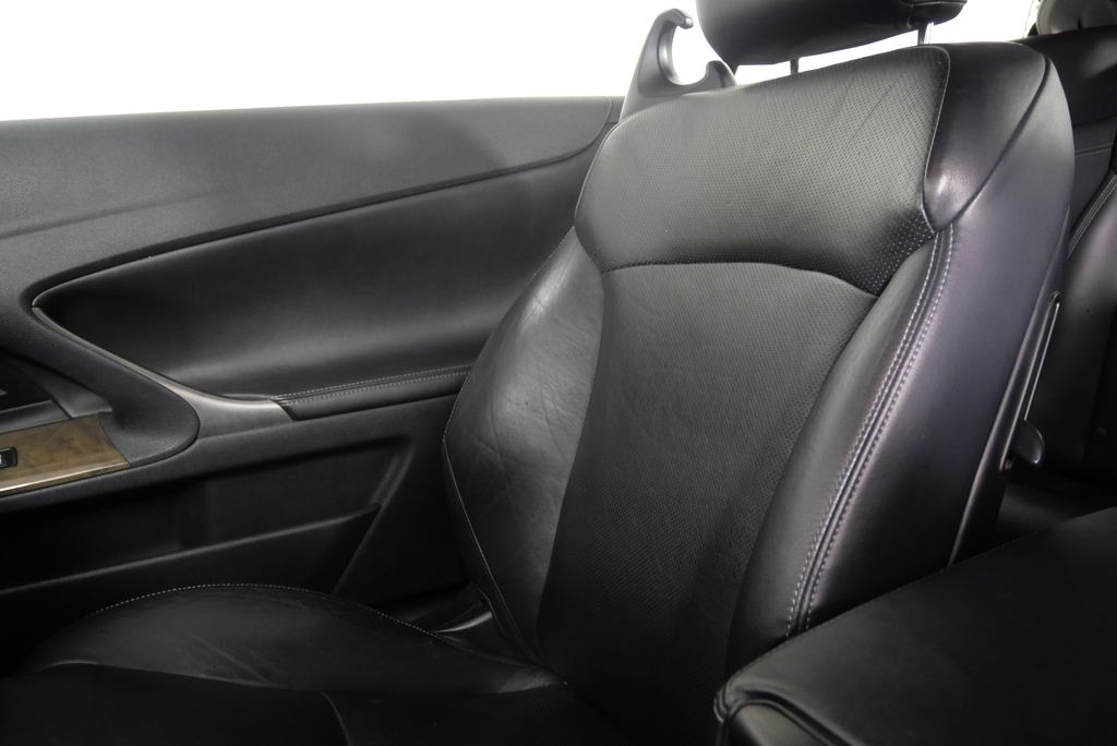 2011 Lexus IS 250 21