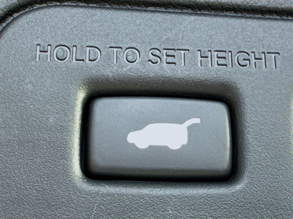 Used Car 2025 Honda Pilot  Touring For Sale Under $50,000 In Austin, Texas