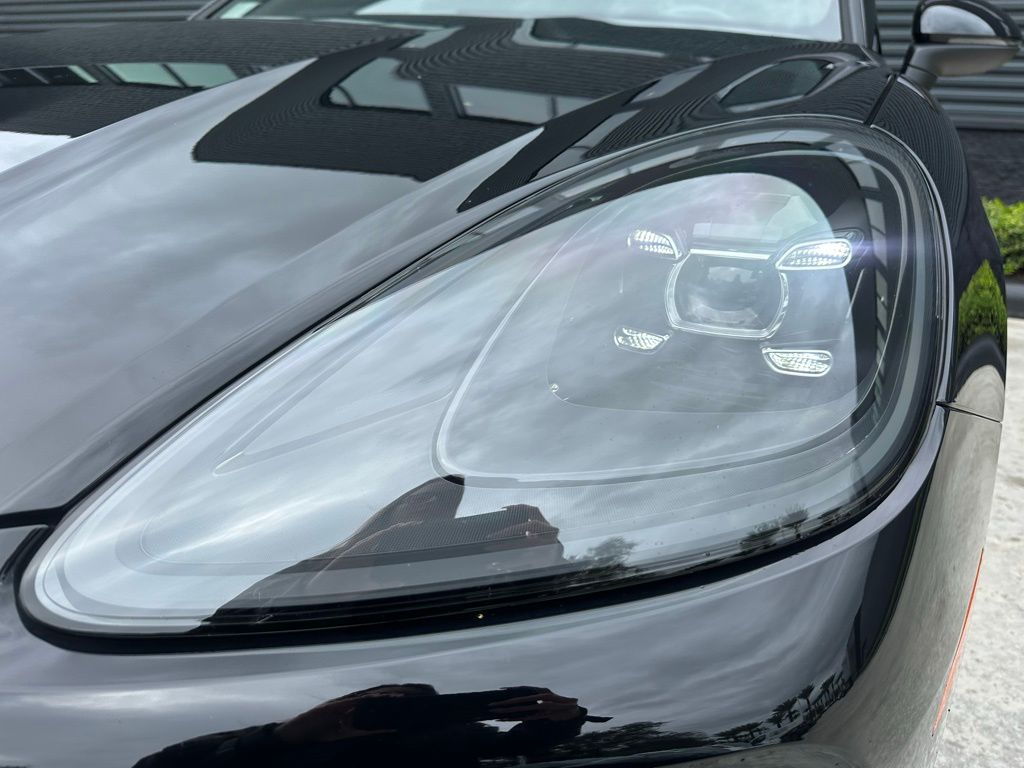 Thumbnail: 2023 Porsche  - 13