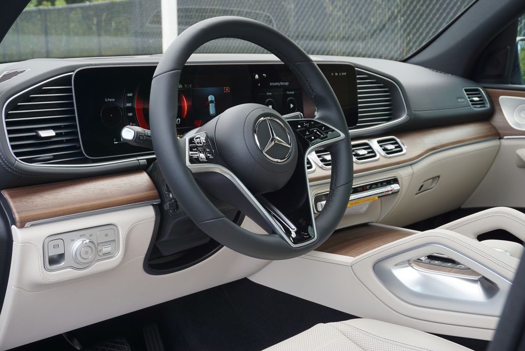 Thumbnail: 2026 Mercedes-Benz GLE - 27