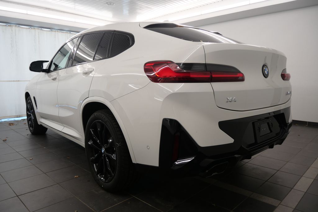 2025 BMW X4 M40i 5