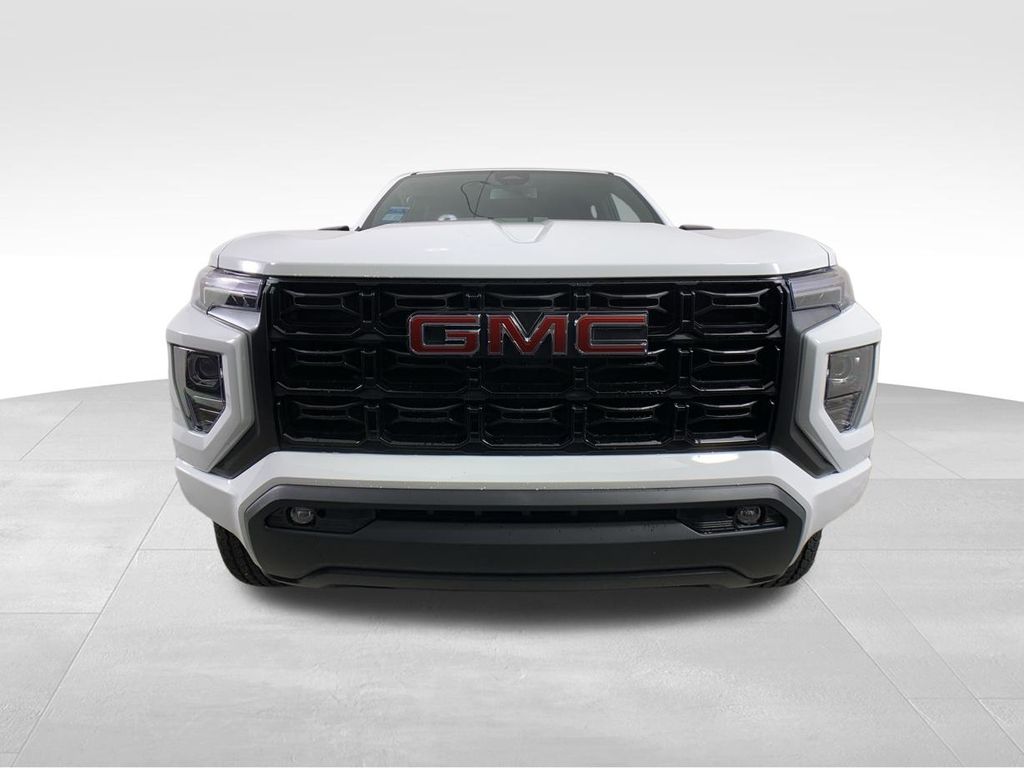 2024 GMC Canyon Elevation 10