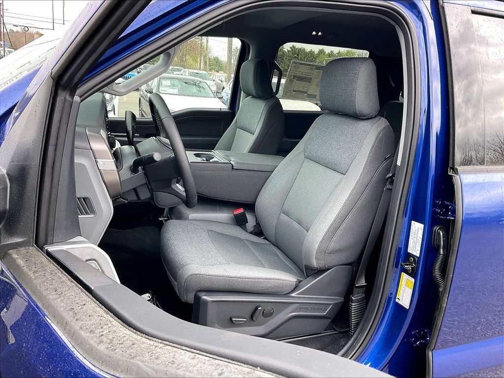 2026 Ford F-150 — photo 11