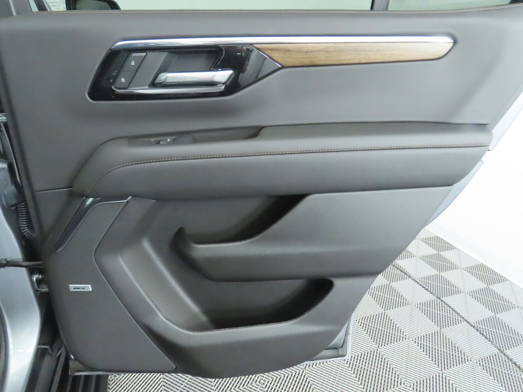Thumbnail: 2025 Chevrolet Tahoe - 29