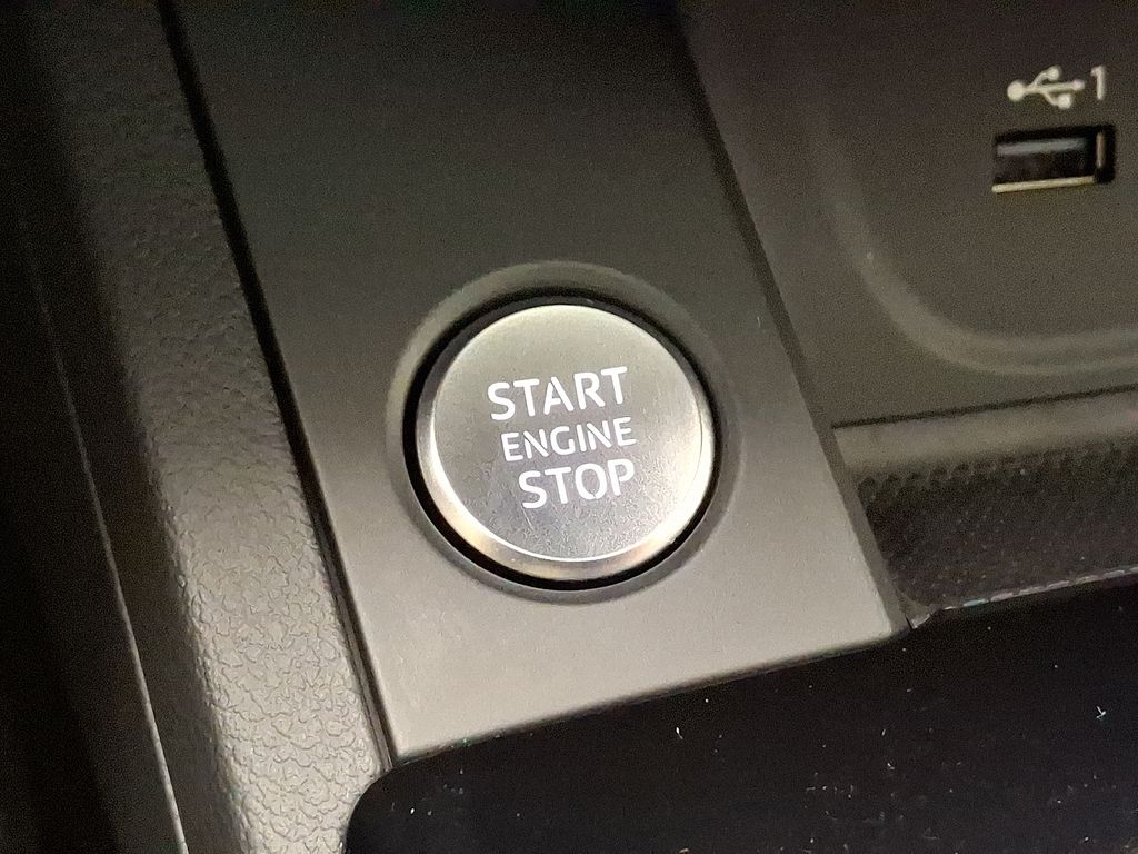 Thumbnail: 2023 Audi A4 - 25