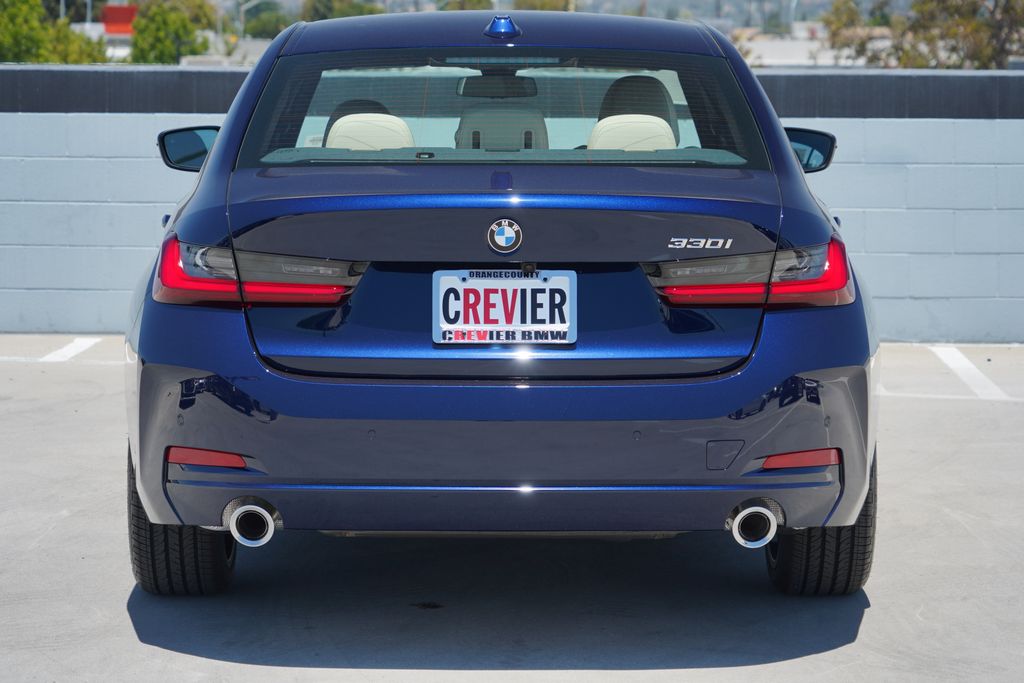 Thumbnail: 2026 BMW 3 Series - 6