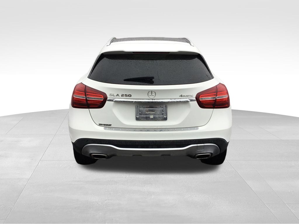 Thumbnail: 2020 Mercedes-Benz GLA - 4