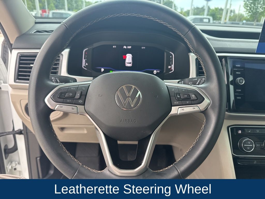 2022 Volkswagen Atlas 3.6L V6 SE w/Technology
