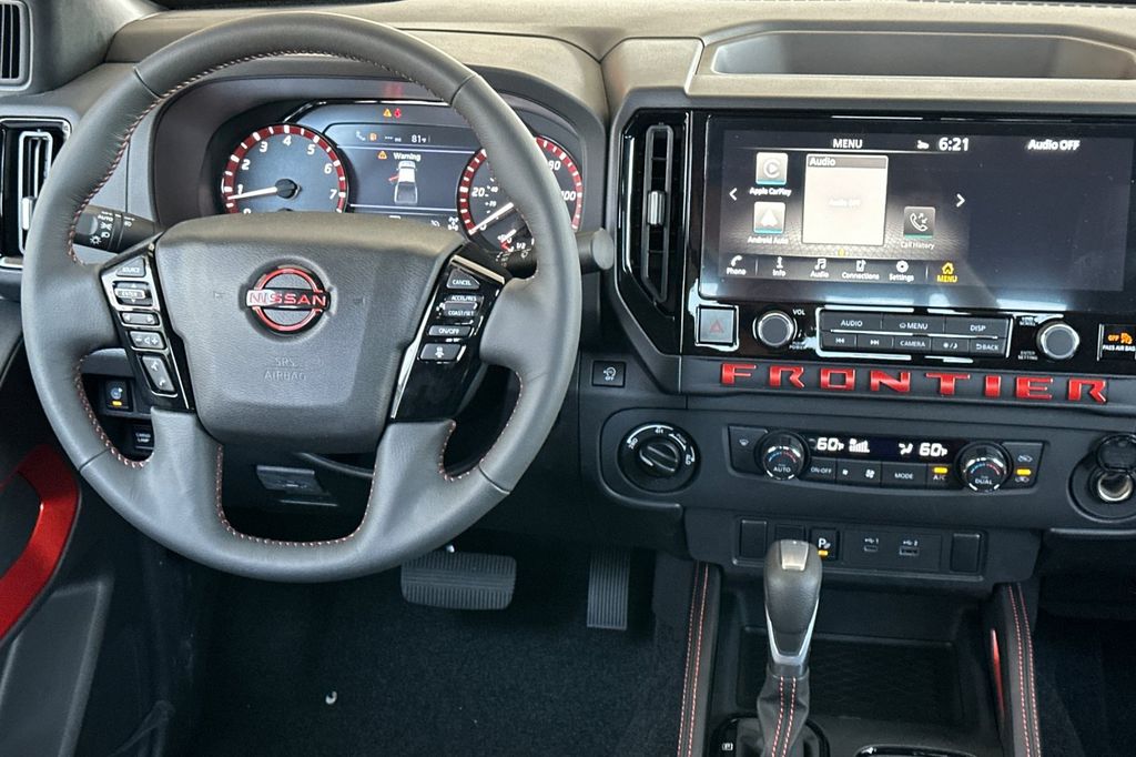 2025 Nissan Frontier PRO-4X - Photo 11