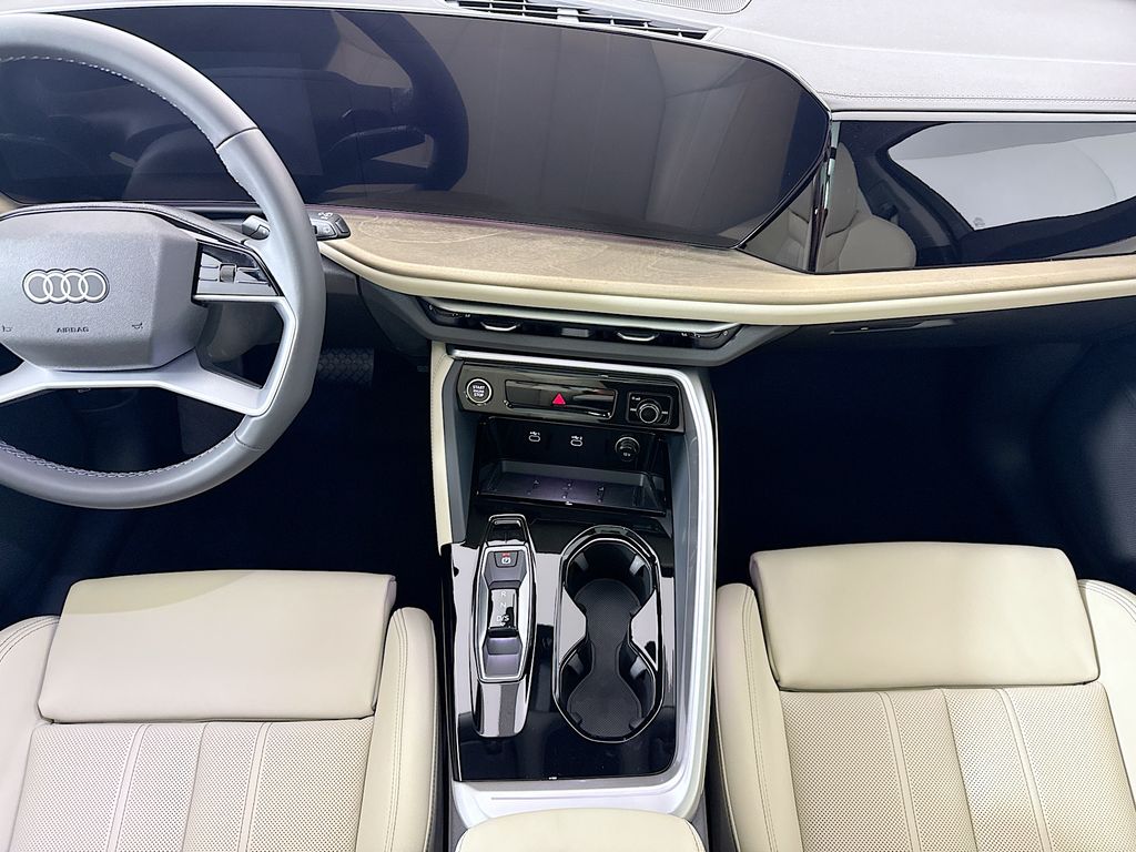 Thumbnail: 2026 Audi Q5 - 14