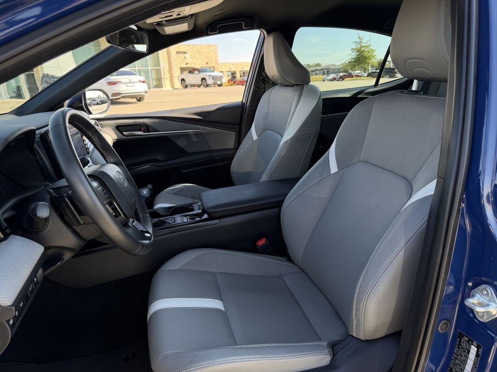 Used 2025 Toyota Camry Sedan
