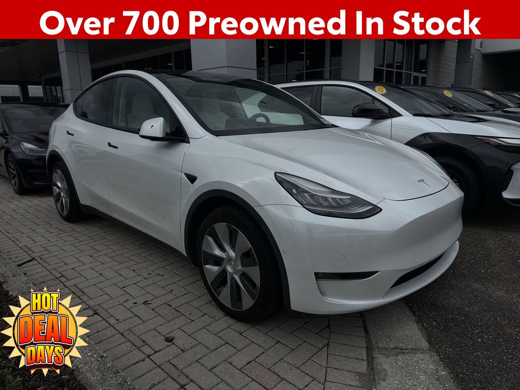 2021 Tesla Model Y Long Range Dual Motor All-Wheel Drive's photo