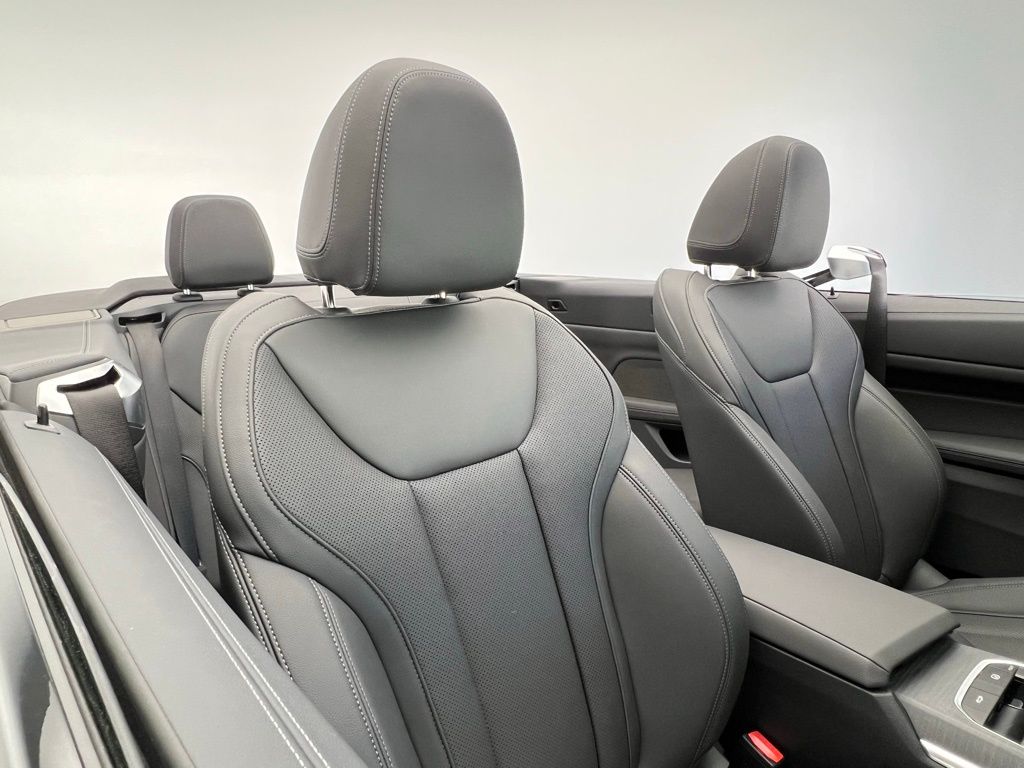 Thumbnail: 2026 BMW 4 Series - 12