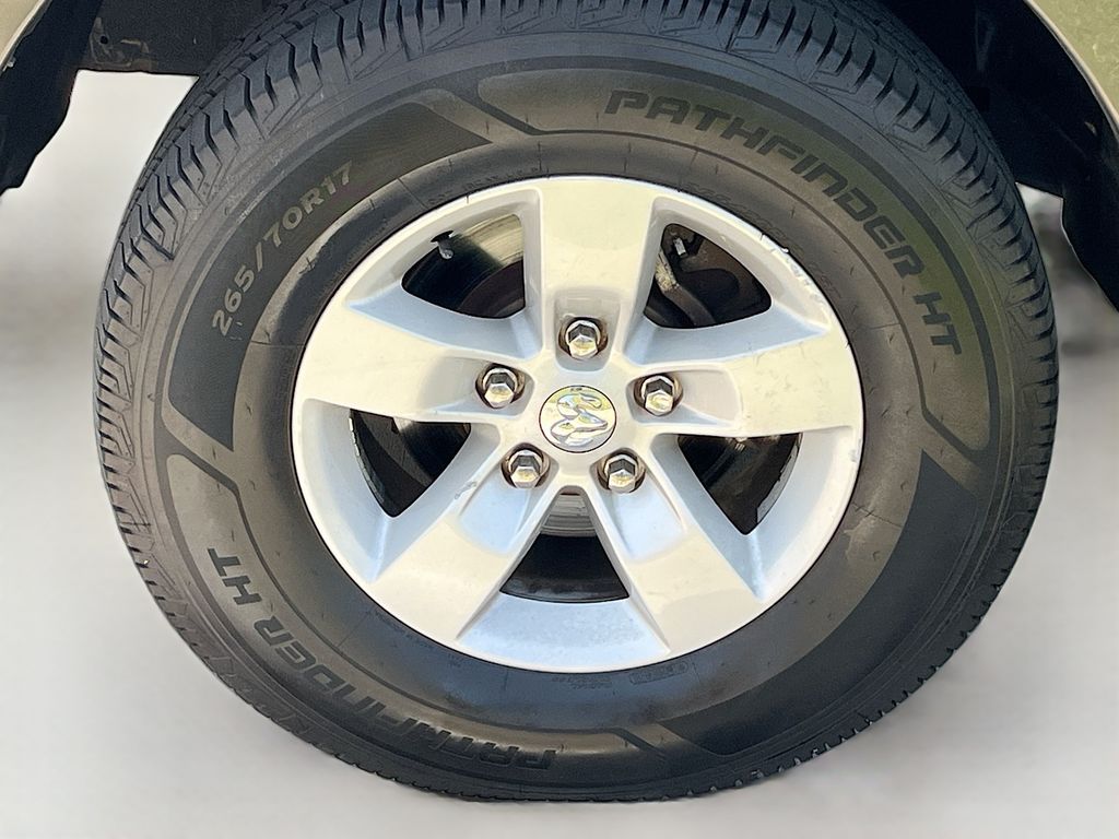 Used 2019 Gray Ram SLT image 28