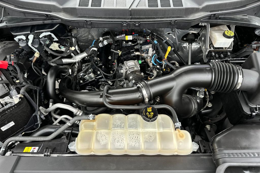 2022 Ford F-150 XL photo