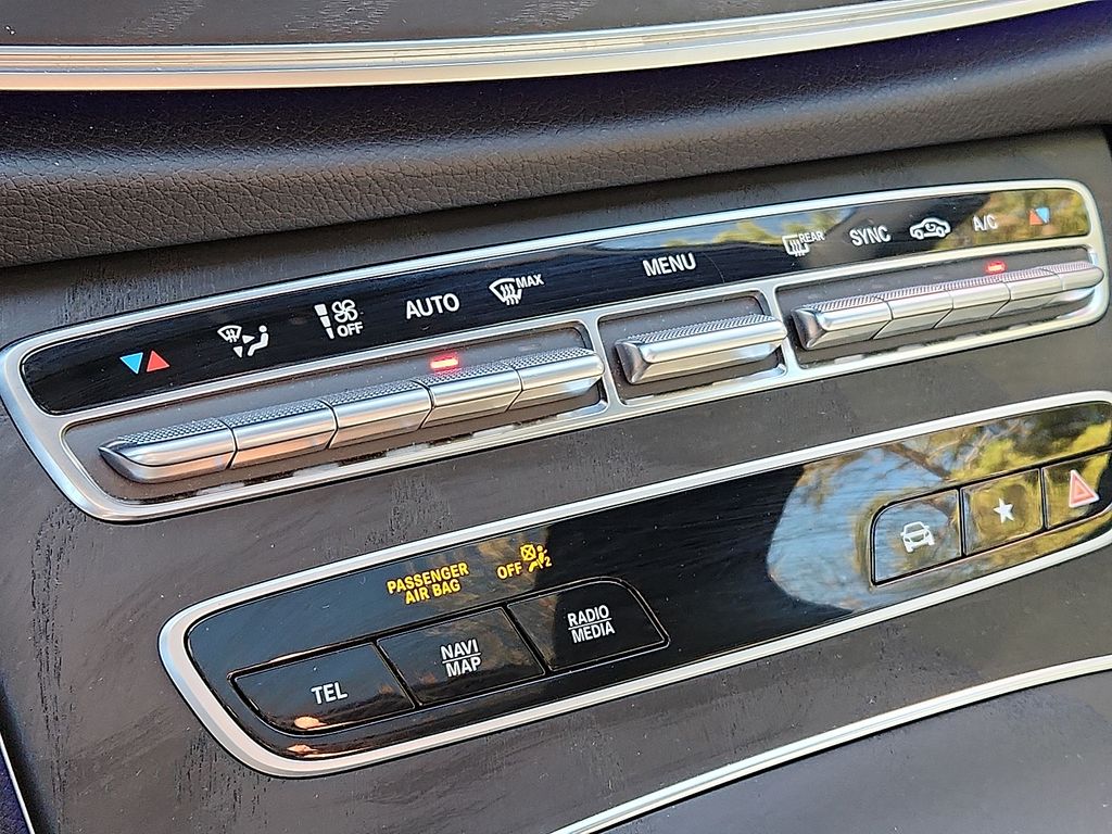 Thumbnail: 2023 Mercedes-Benz E-Class - 17