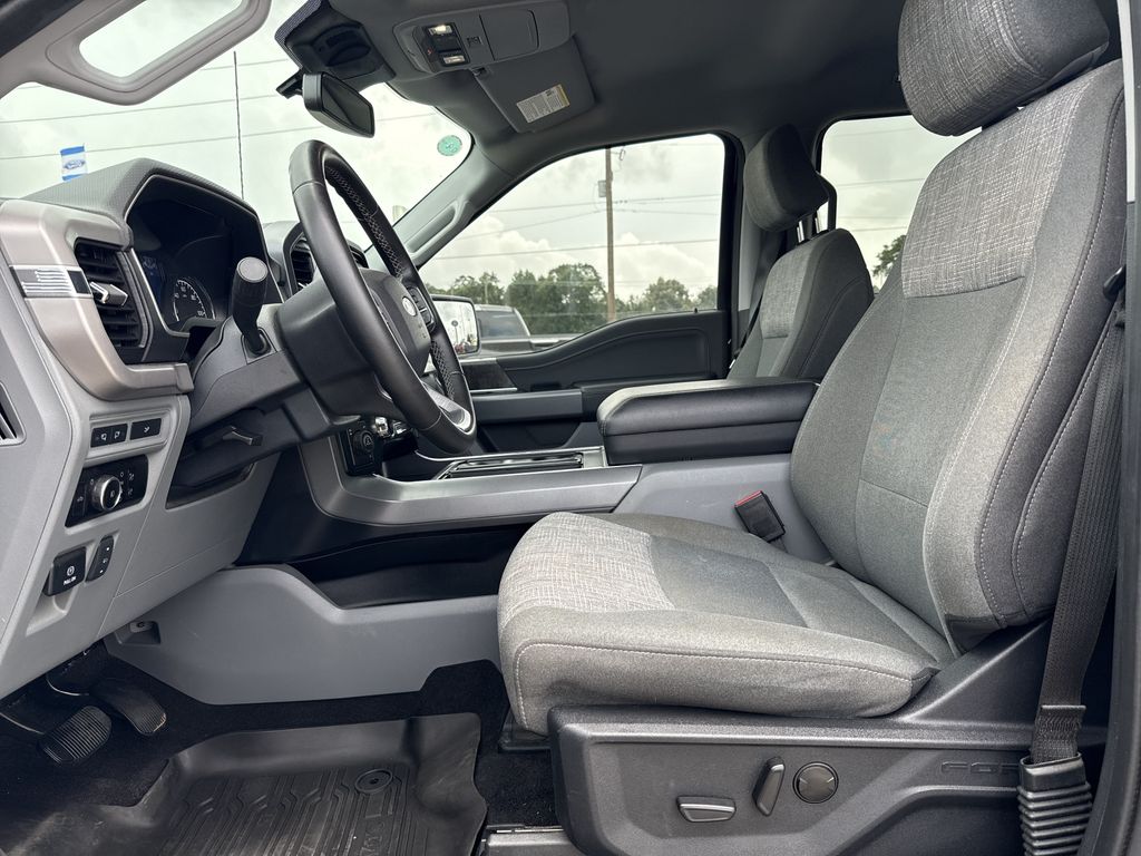 2023 Ford F-150 XLT - 11