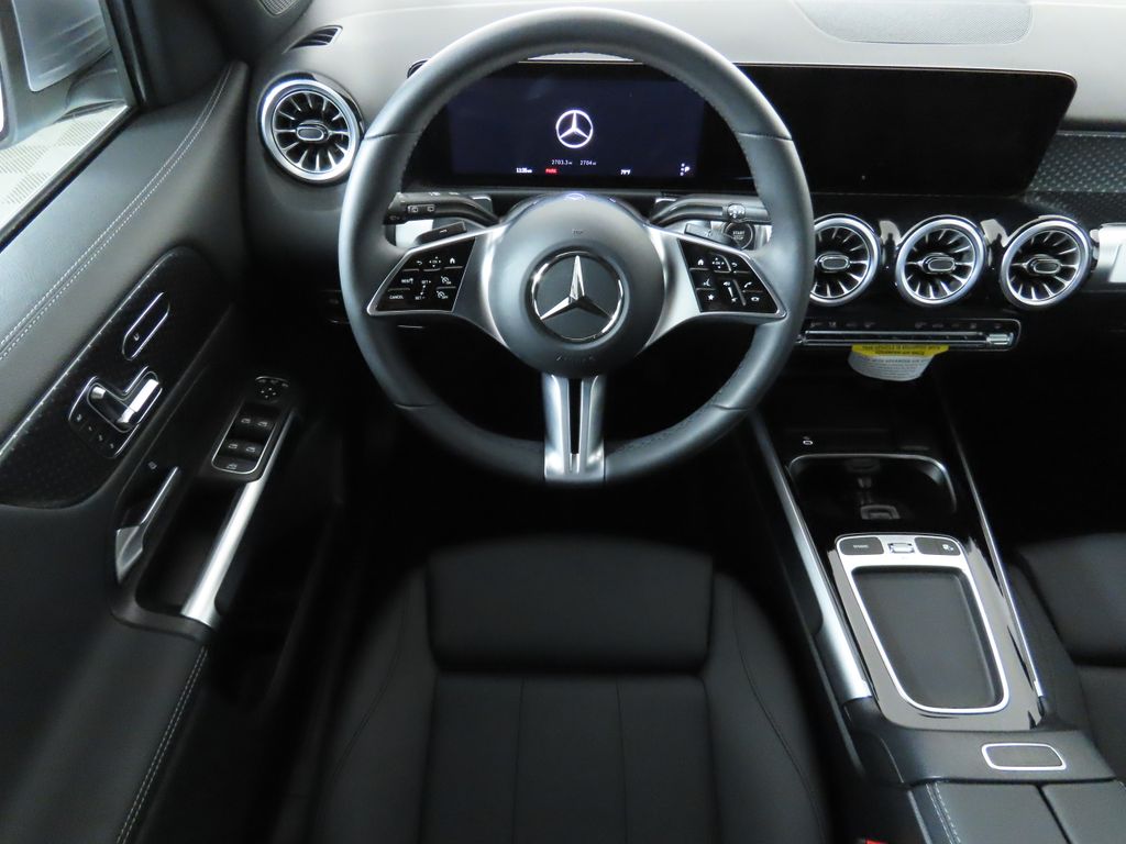 2024 Mercedes-Benz EQB 250+ 10