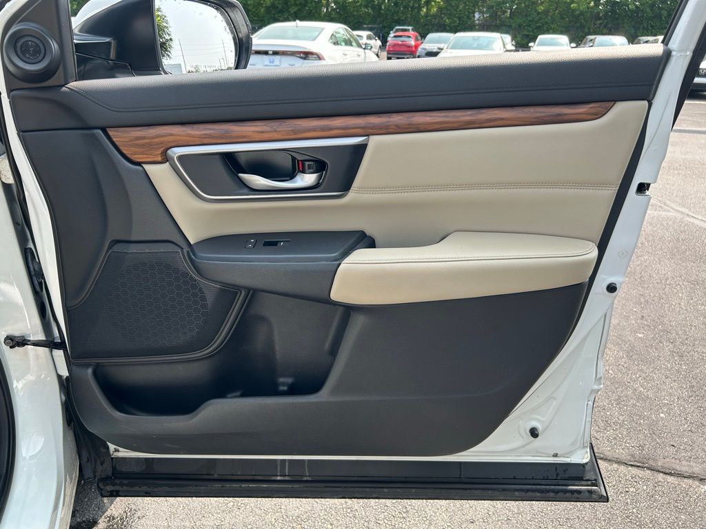 2022 Honda CR-V Touring 27