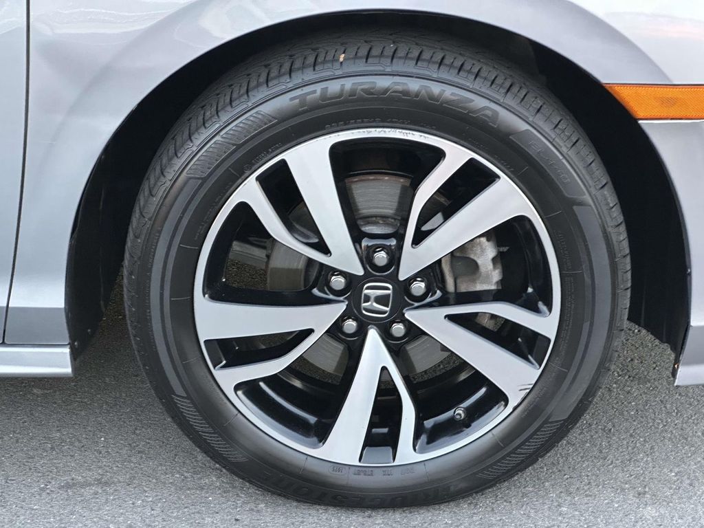 Thumbnail: 2020 Honda Odyssey - 17