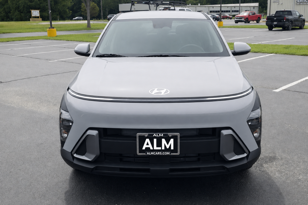 New 2027  Hyundai SE image 2