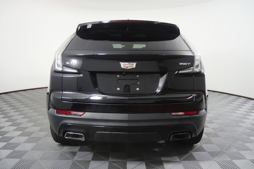 Thumbnail: 2020 Cadillac XT4 - 4