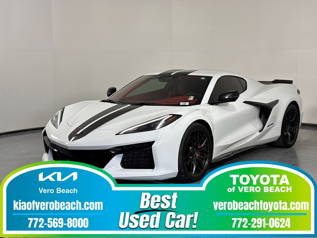 Arctic White 2024 Chevrolet Corvette Z06 3LZ Coupe RWD Coupe Rear-Wheel Drive 8-Speed Dual Clutch