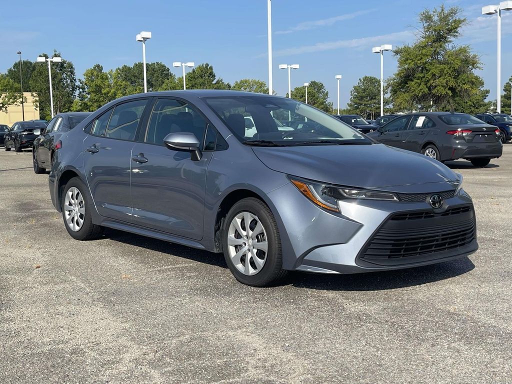 2024 Toyota Corolla LE FWD