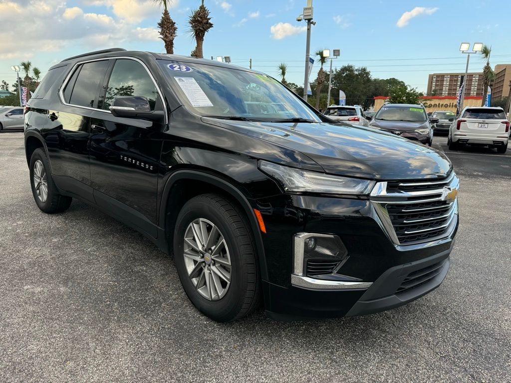 2023 Chevrolet Traverse LT 10