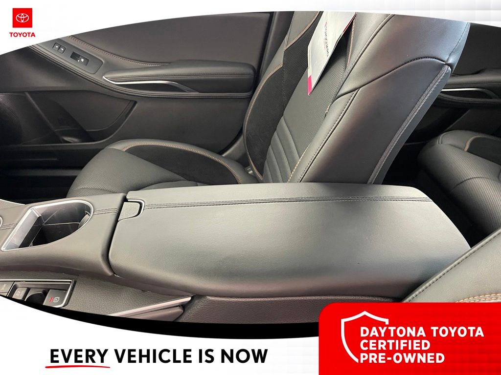Used 2022 Toyota Avalon Hybrid Sedan