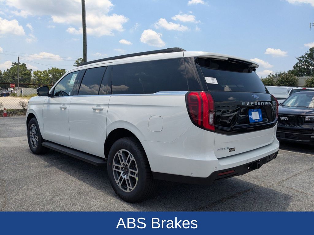 2025 Ford Expedition MAX Active
