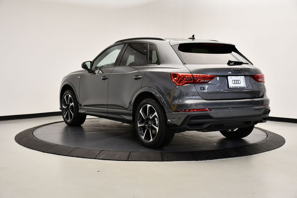 Thumbnail: 2025 Audi Q3 - 3