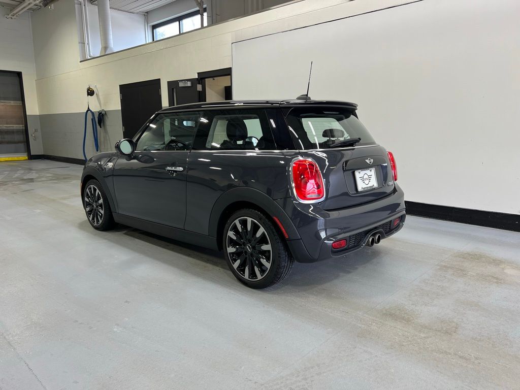 2017 MINI Cooper Base 3