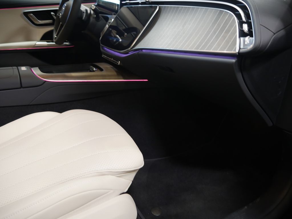 Thumbnail: 2026 Mercedes-Benz E-Class - 26